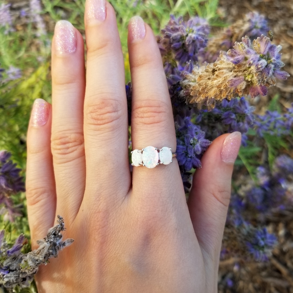 Antique Style Triple White Opal Ring - Picture 3 of 7